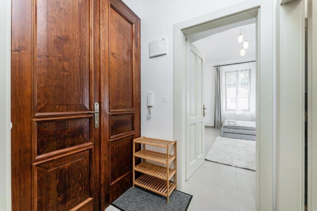 Апартаменты Nice Apartman In New Town Прага Экстерьер фото